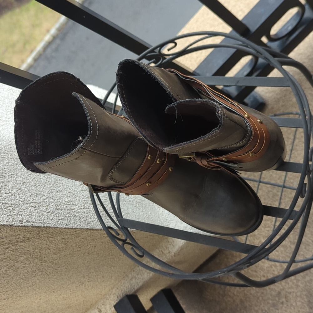 Boots